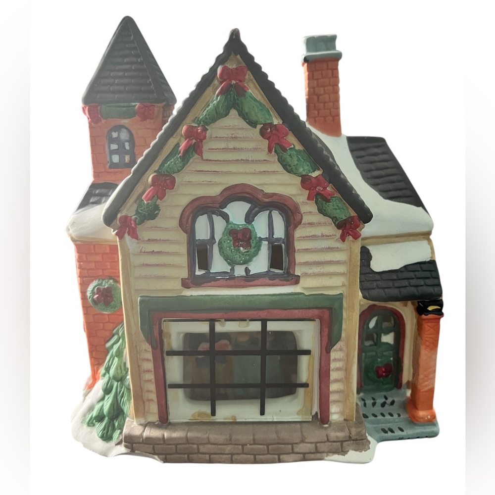 Long rich ltd vintage ceramic light up village house